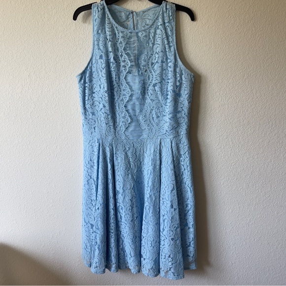Gabby Skye Elegant Blue Lace Dress | Size 16 | Formal Lace Dress - Picture 1 of 7